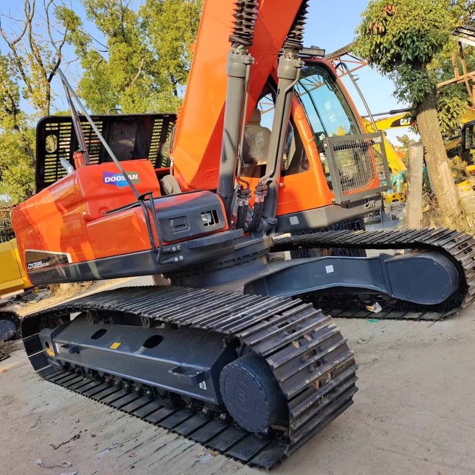 Doosan DX 225 LC - 履带式挖掘机:图4 Doosan DX 225 LC - 履带式挖掘机:图4