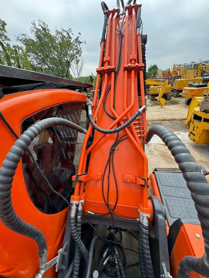 Doosan DX 300 LC LR - 履带式挖掘机:图4 Doosan DX 300 LC LR - 履带式挖掘机:图4