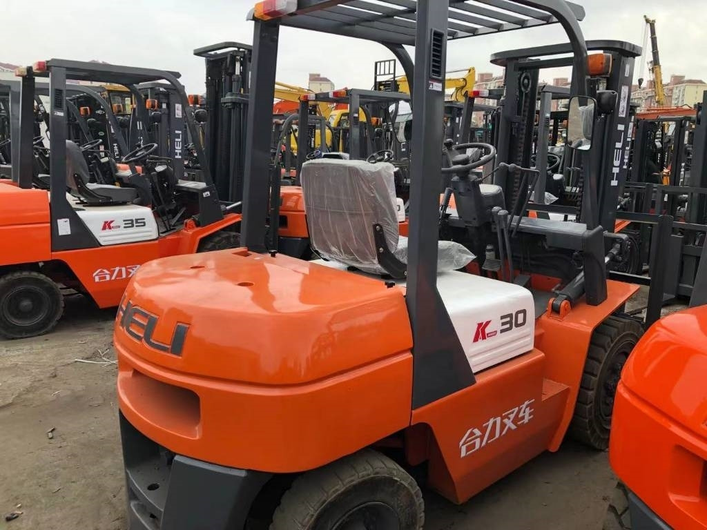 Heli FD 30 - 柴油叉车:图4 Heli FD 30 - 柴油叉车:图4