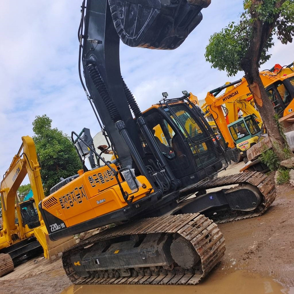 履带式挖掘机 Hyundai 220 LC-9S:图21 履带式挖掘机 Hyundai 220 LC-9S:图21