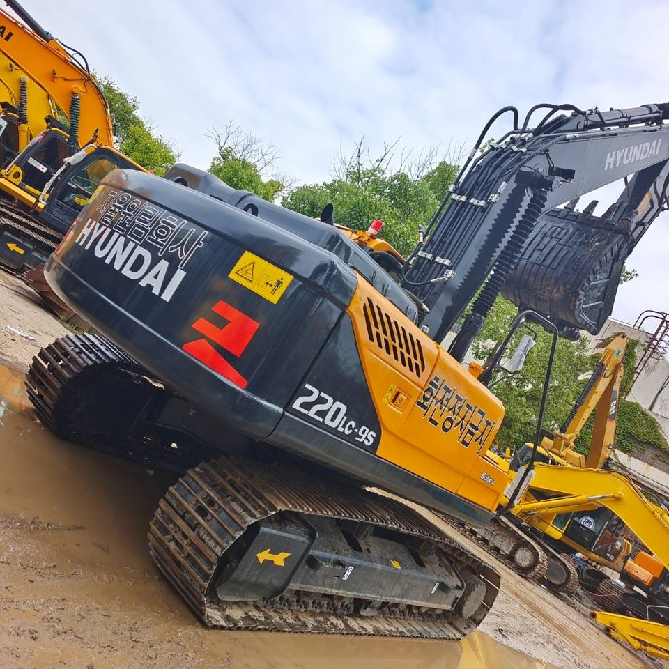 履带式挖掘机 Hyundai 220 LC-9S:图16 履带式挖掘机 Hyundai 220 LC-9S:图16