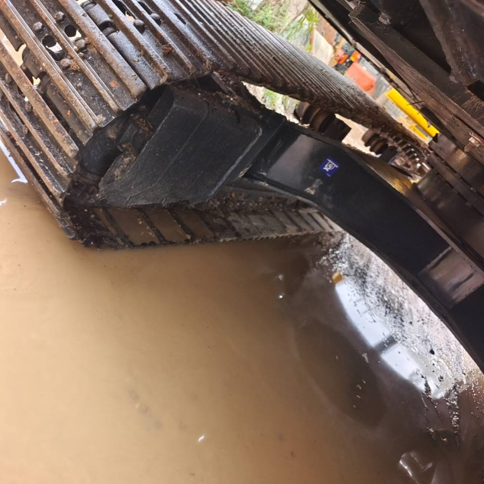 履带式挖掘机 Hyundai 220 LC-9S:图10 履带式挖掘机 Hyundai 220 LC-9S:图10