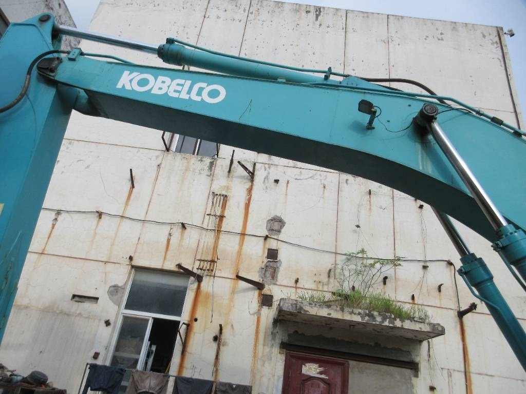 Kobelco SK 200 - 履带式挖掘机:图5 Kobelco SK 200 - 履带式挖掘机:图5