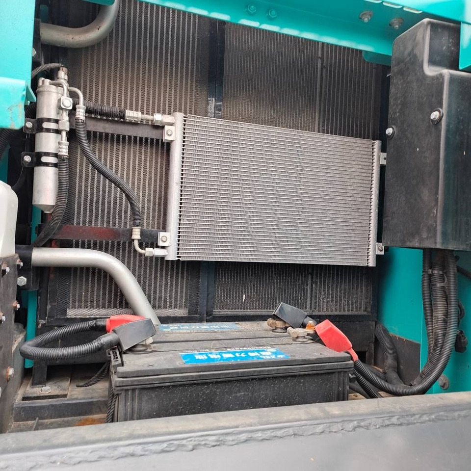 Kobelco SK 200 - 履带式挖掘机:图3 Kobelco SK 200 - 履带式挖掘机:图3
