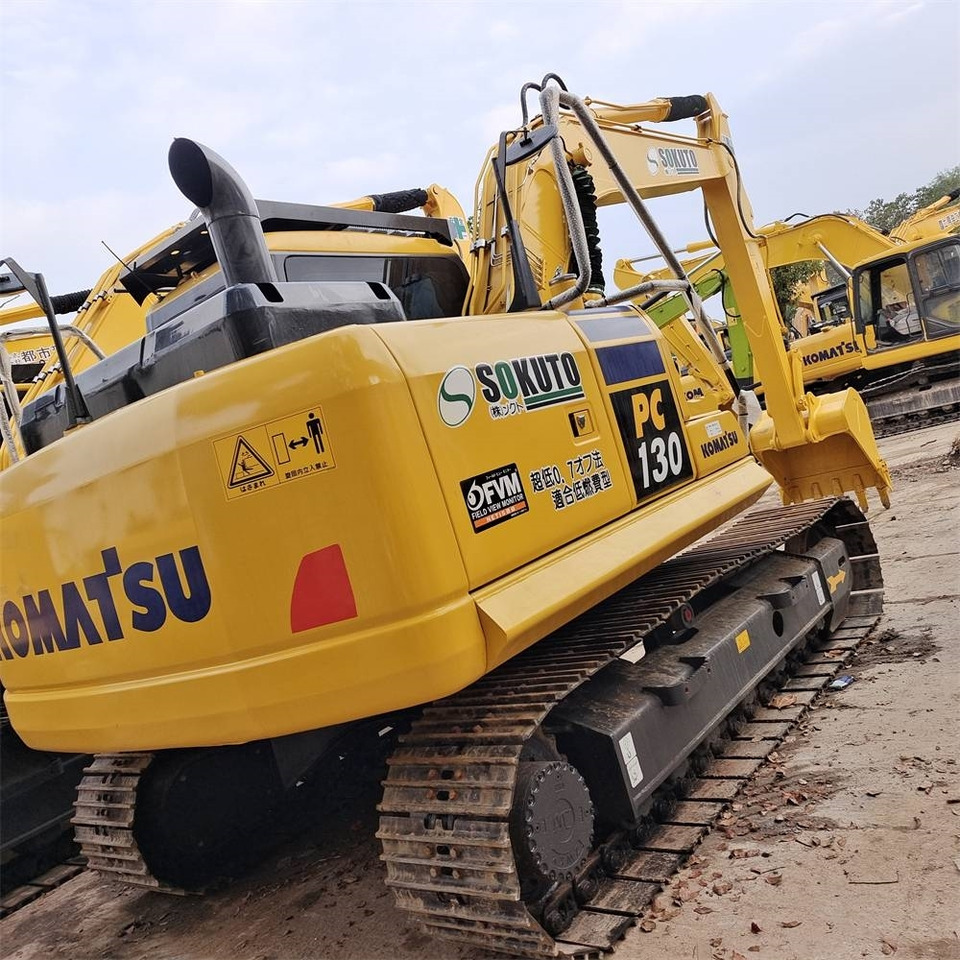 Komatsu PC 130 - 履带式挖掘机:图2 Komatsu PC 130 - 履带式挖掘机:图2