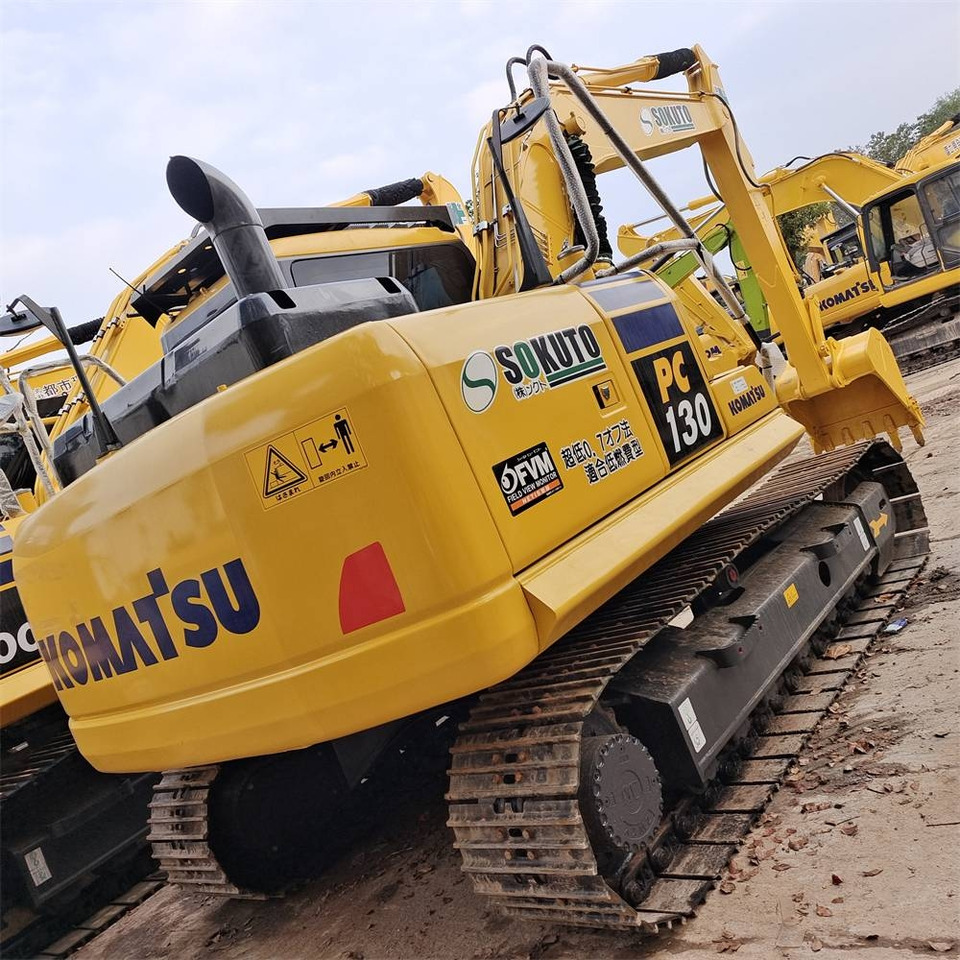 Komatsu PC 130 - 履带式挖掘机:图1 Komatsu PC 130 - 履带式挖掘机:图1