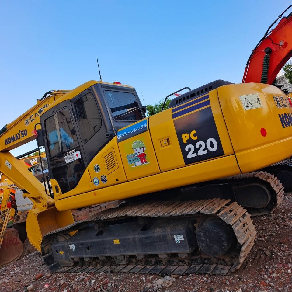 Komatsu PC 200 - 履带式挖掘机:图5 Komatsu PC 200 - 履带式挖掘机:图5