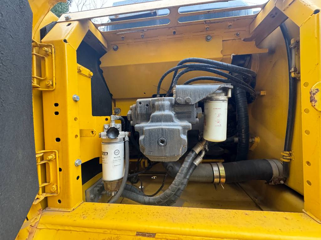 Komatsu PC 210 LC-8 - 履带式挖掘机:图3 Komatsu PC 210 LC-8 - 履带式挖掘机:图3