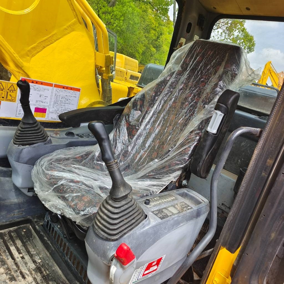 Komatsu PC 350 - 履带式挖掘机:图3 Komatsu PC 350 - 履带式挖掘机:图3