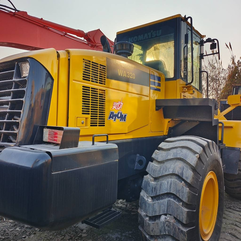 Komatsu WA 320-5 - 轮式装载机:图1 Komatsu WA 320-5 - 轮式装载机:图1