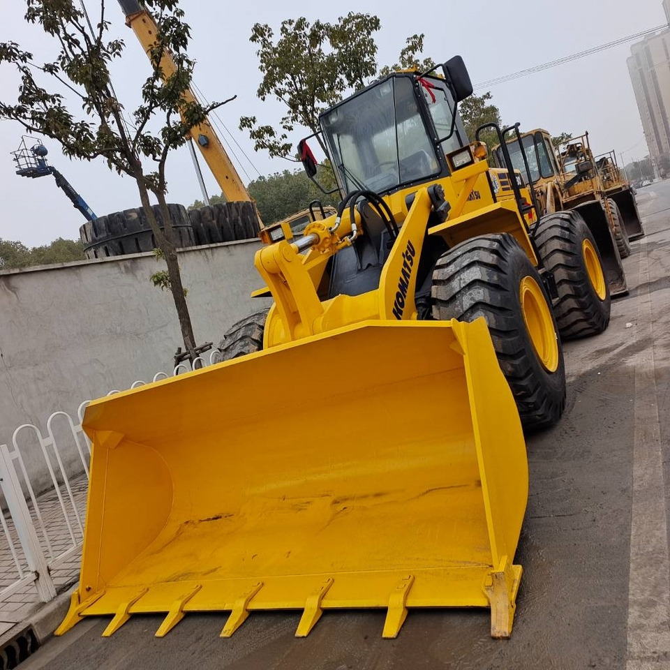 Komatsu WA 380 - 轮式装载机:图3 Komatsu WA 380 - 轮式装载机:图3