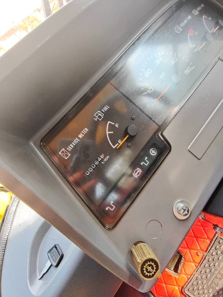 Komatsu WA 470-3 - 轮式装载机:图5 Komatsu WA 470-3 - 轮式装载机:图5