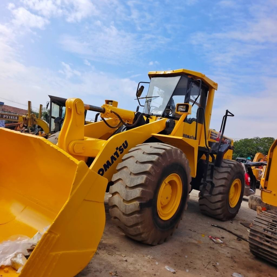 Komatsu WA 470-6 - 履带式挖掘机:图1 Komatsu WA 470-6 - 履带式挖掘机:图1