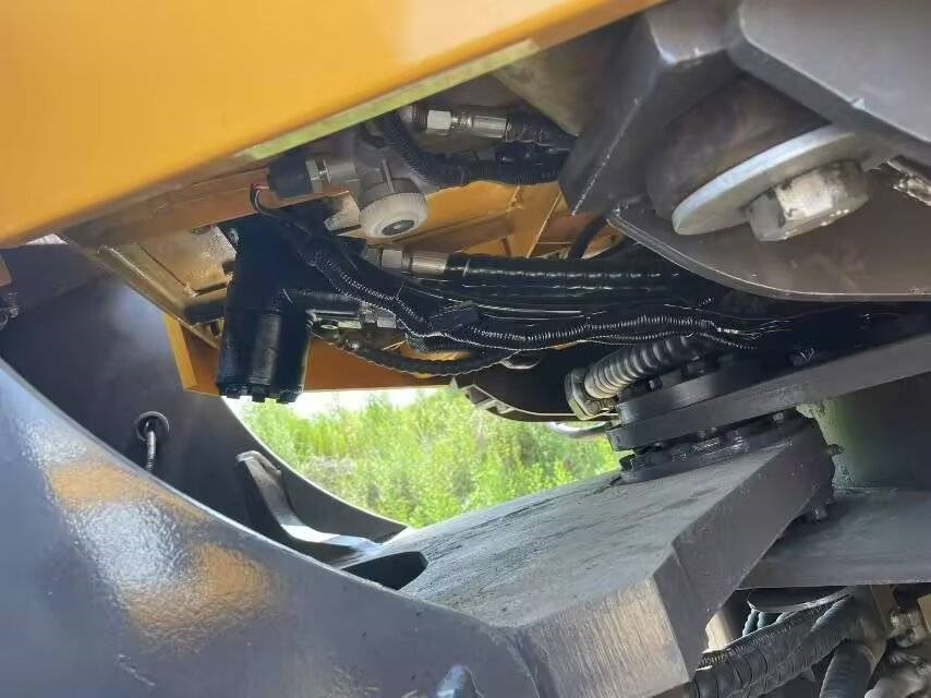 SDLG LG 956L - 轮式装载机:图5 SDLG LG 956L - 轮式装载机:图5