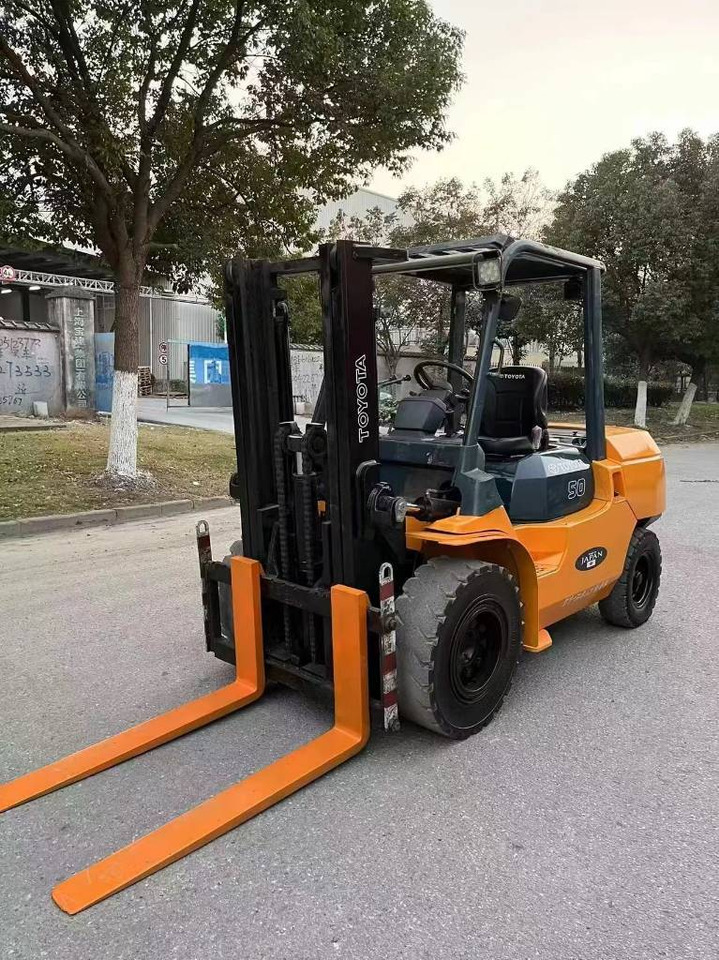 Toyota FD 50 - 柴油叉车:图1 Toyota FD 50 - 柴油叉车:图1