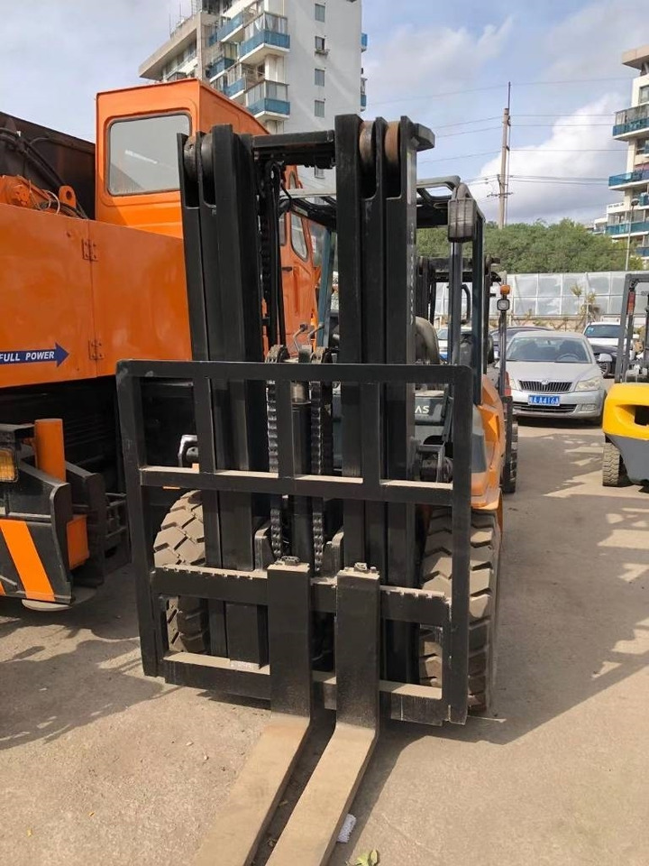 Toyota FD 50 - 柴油叉车:图2 Toyota FD 50 - 柴油叉车:图2