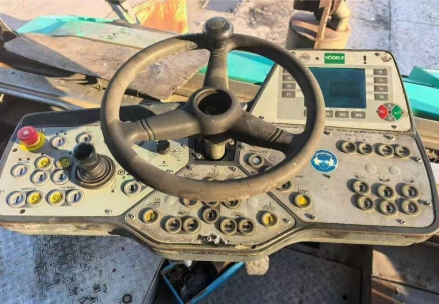 Vögele 1603 - 沥青铺路机:图4 Vögele 1603 - 沥青铺路机:图4