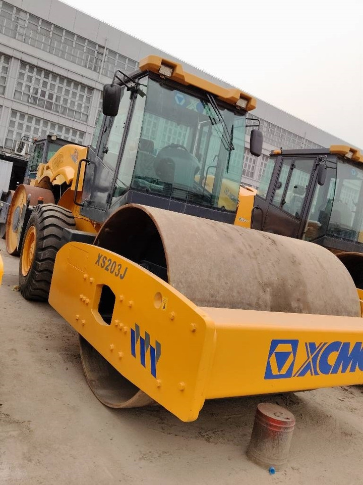 XCMG XS 203 J - 履带式挖掘机:图2 XCMG XS 203 J - 履带式挖掘机:图2