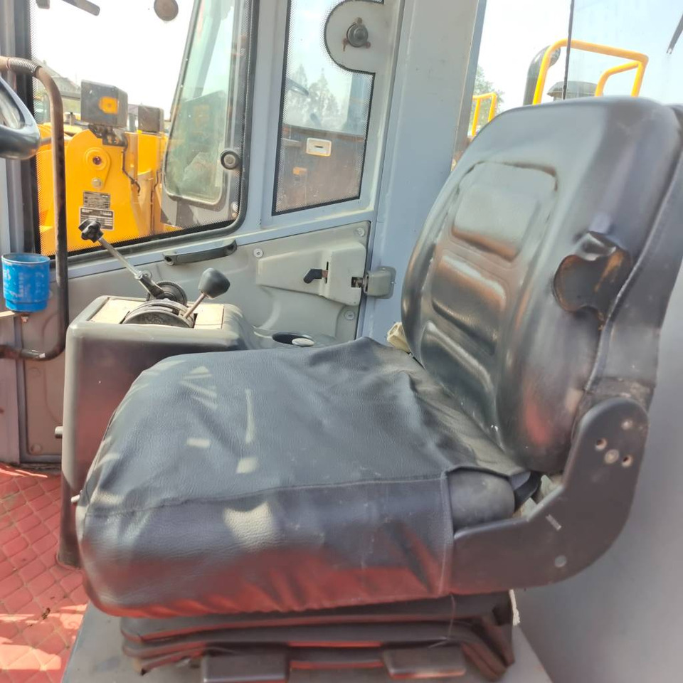 XCMG XS263J - 压实机:图2 XCMG XS263J - 压实机:图2