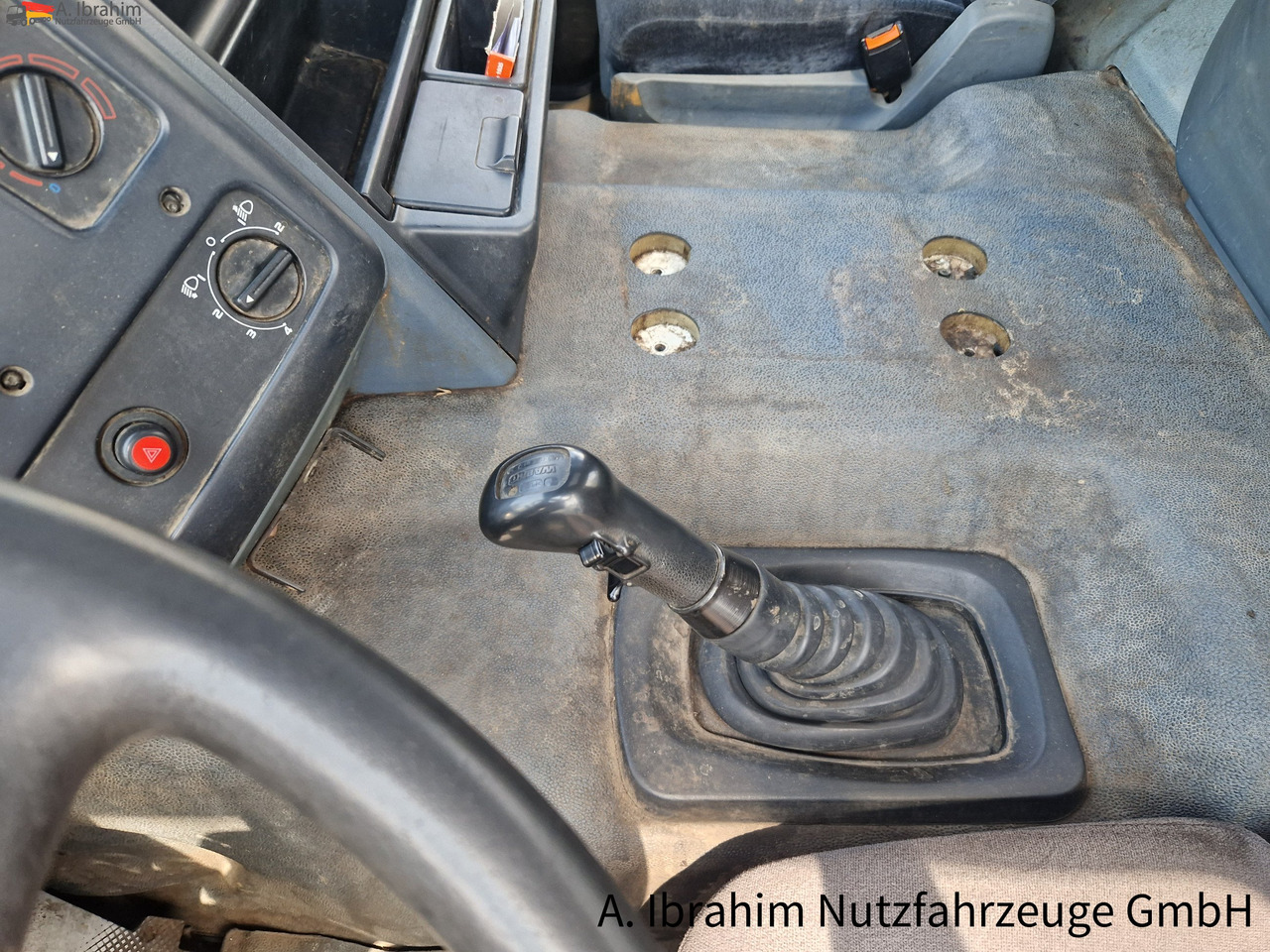 Daf CF 290 Wassertank 13500 L, Tank verzinkt Vorlauf- Lift- Lenkachse - 罐车:图4 Daf CF 290 Wassertank 13500 L, Tank verzinkt Vorlauf- Lift- Lenkachse - 罐车:图4