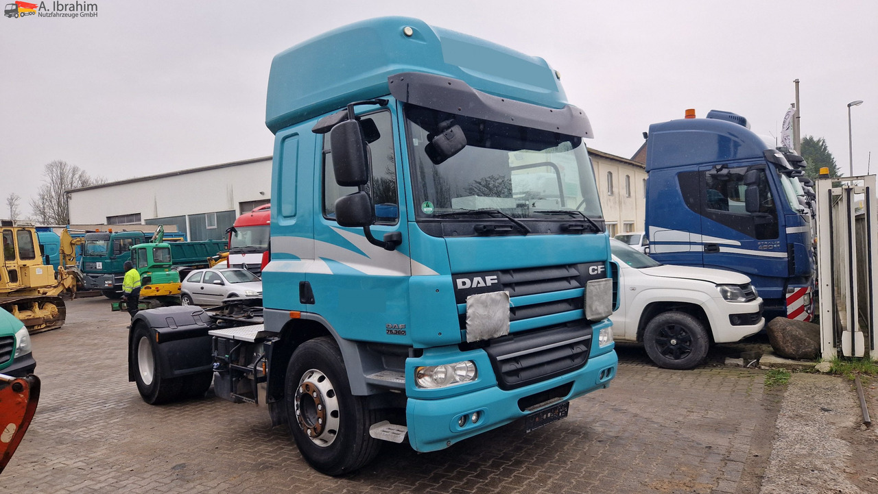Daf FT CF 2x Nebenantrieb, Kipphydraulik deutsches Fahrzeug, fehlerfrei im Display - 牵引车:图4 Daf FT CF 2x Nebenantrieb, Kipphydraulik deutsches Fahrzeug, fehlerfrei im Display - 牵引车:图4