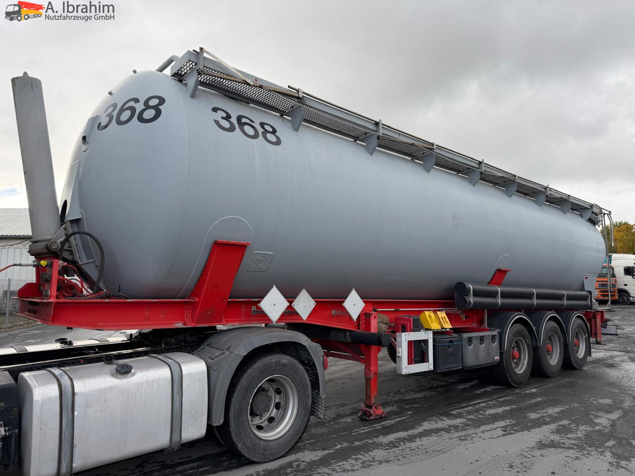 Feldbinder KIP 57.3 Kippsilo | 57 m³ | Scheibenbremse | 1 Kammer | 24V Bordhydraulik - 筒仓拖车:图1 Feldbinder KIP 57.3 Kippsilo | 57 m³ | Scheibenbremse | 1 Kammer | 24V Bordhydraulik - 筒仓拖车:图1