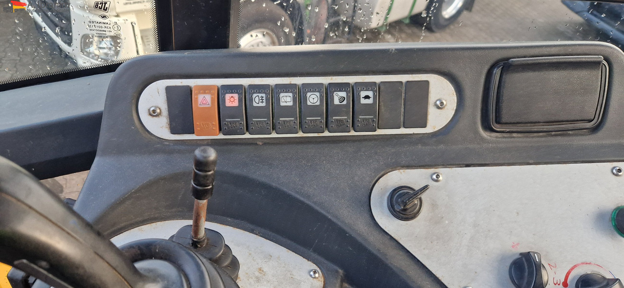 JCB 436Z Hochkippschaufel Wandler neu, Ölpumpe neu - 轮式装载机:图2 JCB 436Z Hochkippschaufel Wandler neu, Ölpumpe neu - 轮式装载机:图2