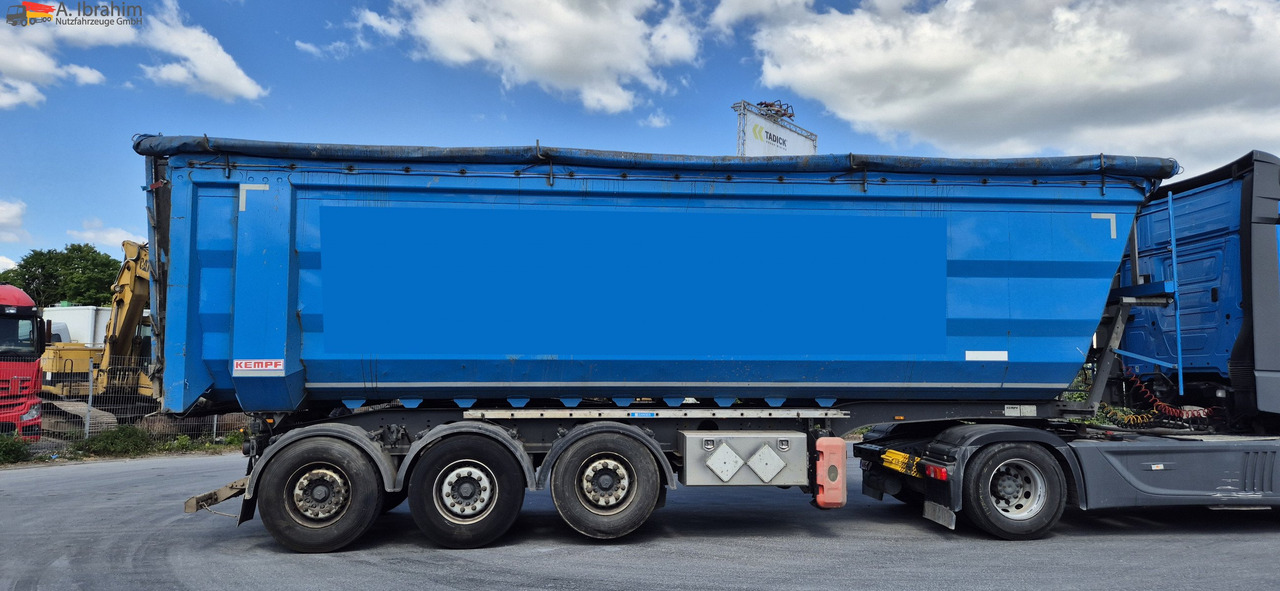 Kempf SKM 35/3 Leichter Schaden am Heck voll fahrbereit. - 翻斗半拖车:图3 Kempf SKM 35/3 Leichter Schaden am Heck voll fahrbereit. - 翻斗半拖车:图3