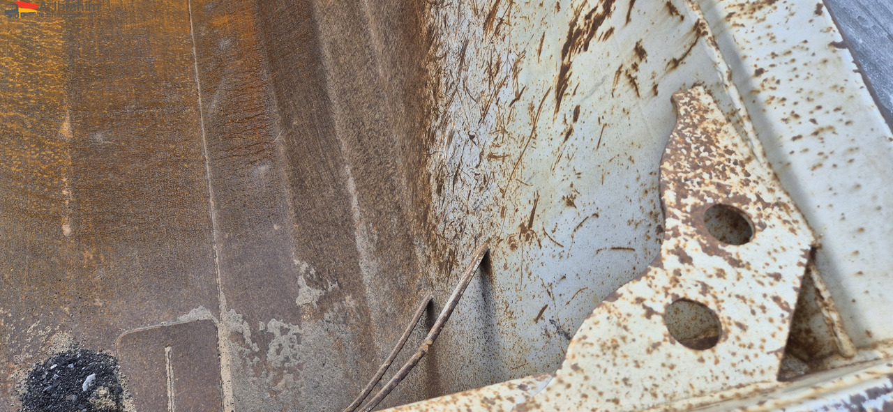 Langendorf SKS-HS 24/30 Isomulde, Liftachse, Scheibenbremse, Stahlmulde - 翻斗半拖车:图2 Langendorf SKS-HS 24/30 Isomulde, Liftachse, Scheibenbremse, Stahlmulde - 翻斗半拖车:图2