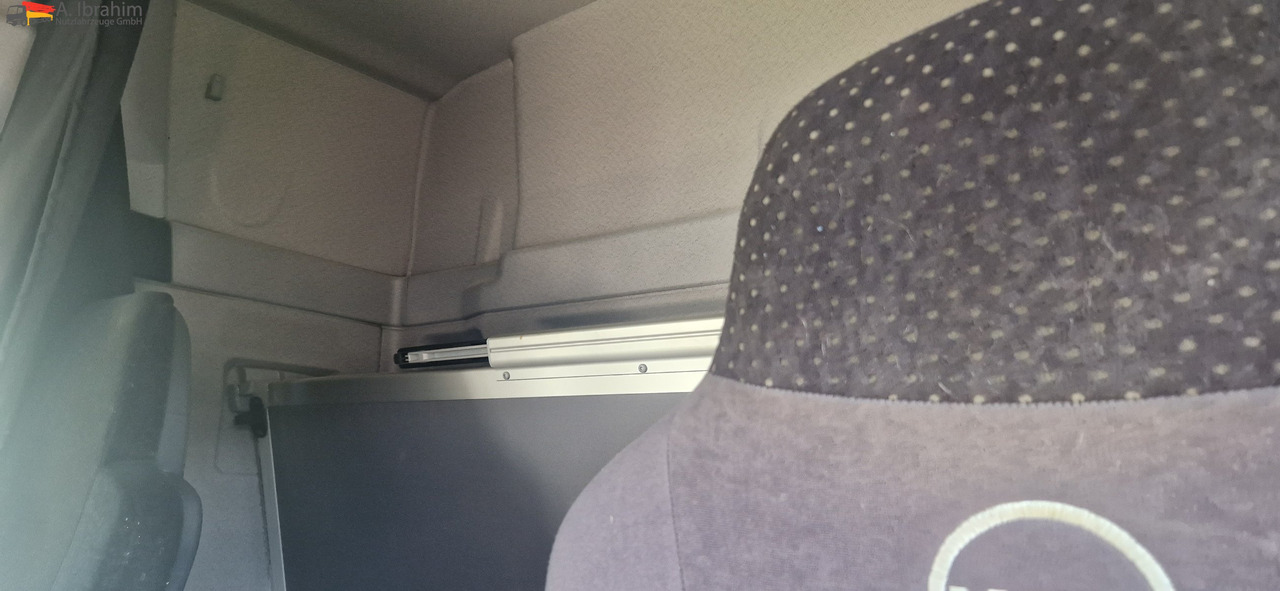 MAN TGS 18.400 PTO für Kompressor sehr sauber, 8x baugleich - 牵引车:图3 MAN TGS 18.400 PTO für Kompressor sehr sauber, 8x baugleich - 牵引车:图3