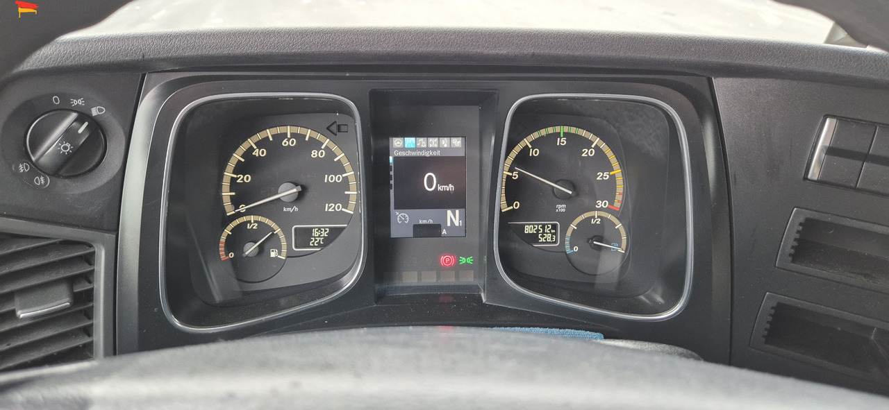 Mercedes-Benz 1830L Thermoking UT1200 租赁 Mercedes-Benz 1830L Thermoking UT1200:图14 Mercedes-Benz 1830L Thermoking UT1200 租赁 Mercedes-Benz 1830L Thermoking UT1200:图14