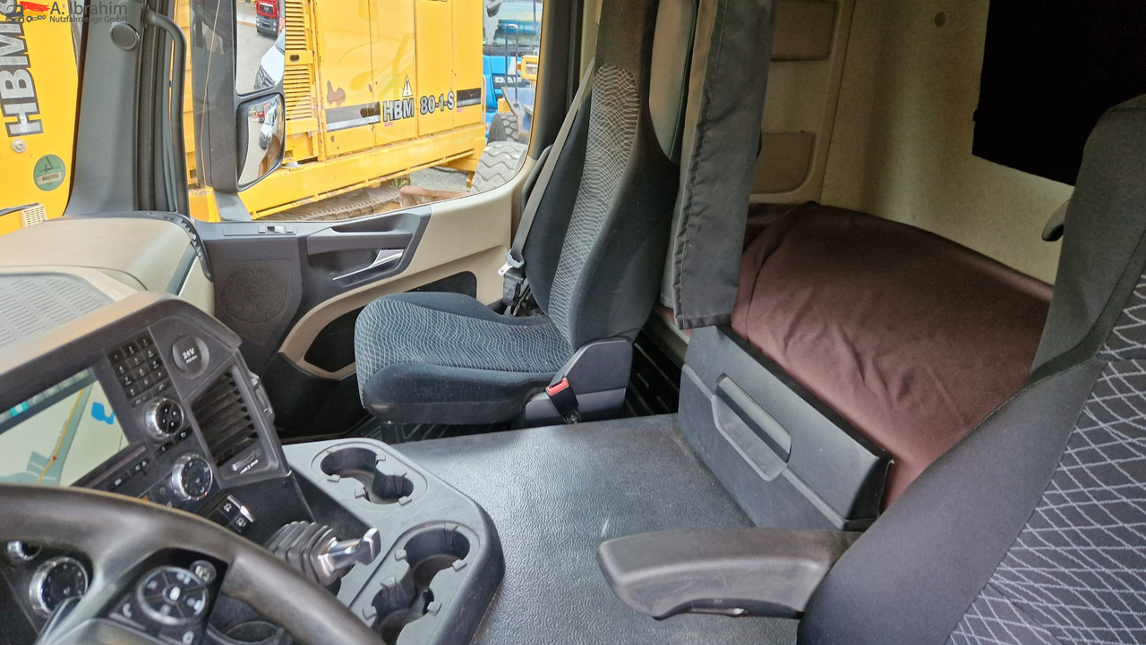 Mercedes-Benz 1840 Actros, 3x vorhanden, identisch deutsche Fahrzeuge einsatzbereit - 牵引车:图3 Mercedes-Benz 1840 Actros, 3x vorhanden, identisch deutsche Fahrzeuge einsatzbereit - 牵引车:图3