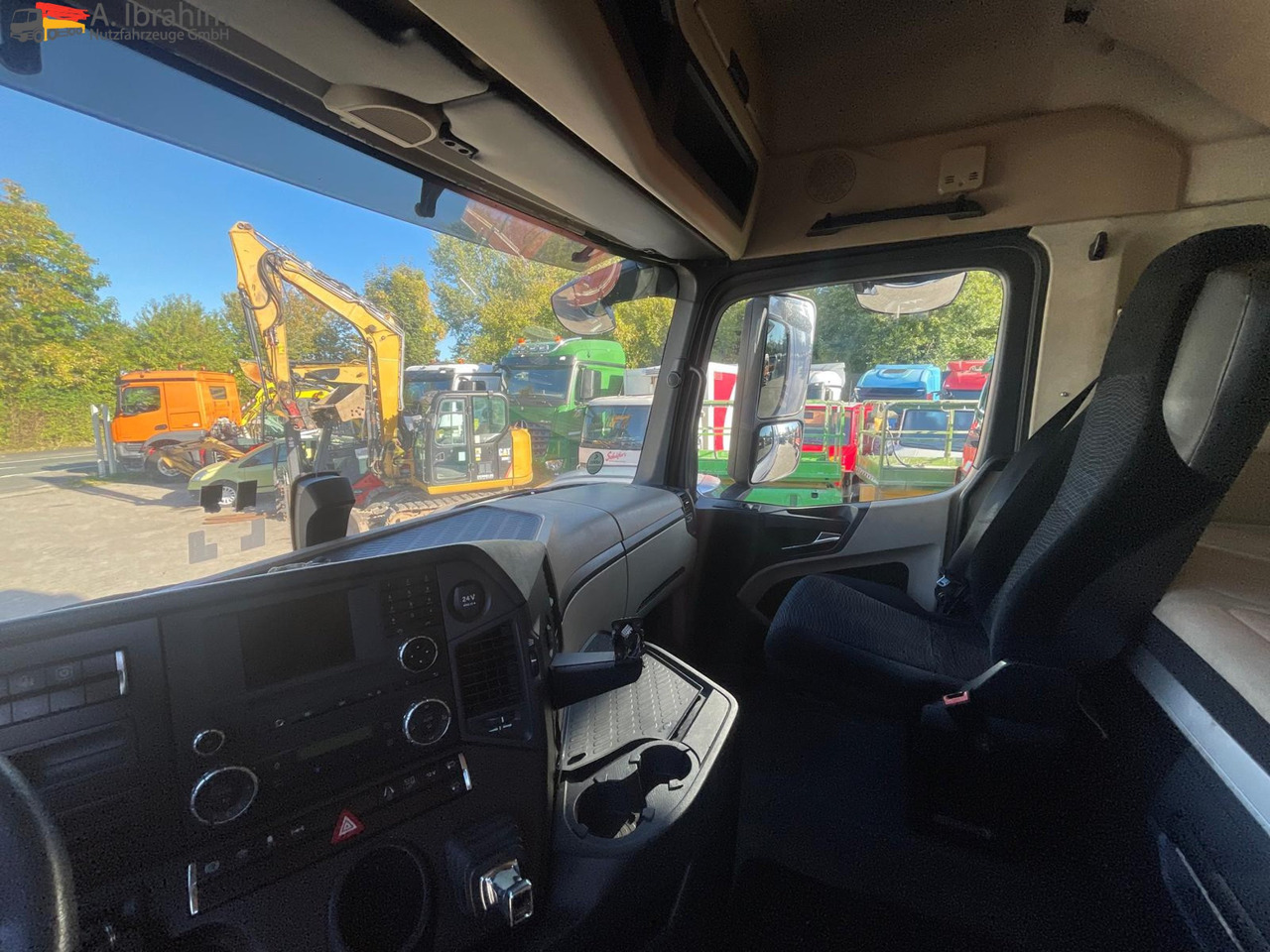 Mercedes-Benz 1842 LS Retarder Klima, Zustand gut, fehlerfrei deutsches Fahrzeug - 牵引车:图5 Mercedes-Benz 1842 LS Retarder Klima, Zustand gut, fehlerfrei deutsches Fahrzeug - 牵引车:图5