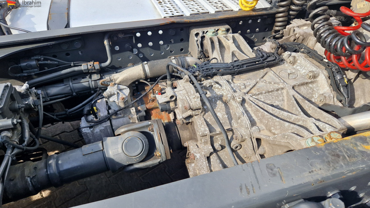 Mercedes-Benz 1842 sehr sauber, deutsches Fahrzeug Retarder, Klima - 牵引车:图5 Mercedes-Benz 1842 sehr sauber, deutsches Fahrzeug Retarder, Klima - 牵引车:图5