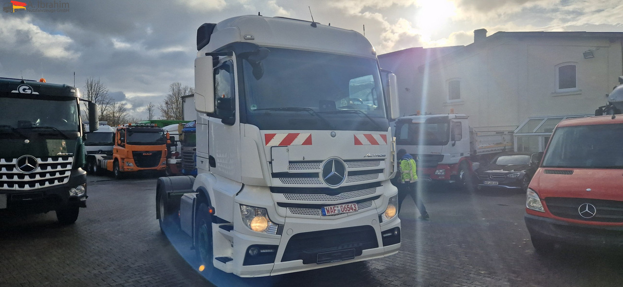 牵引车 Mercedes-Benz 1843 DB 1843 mit PTU für Kompressor：图9