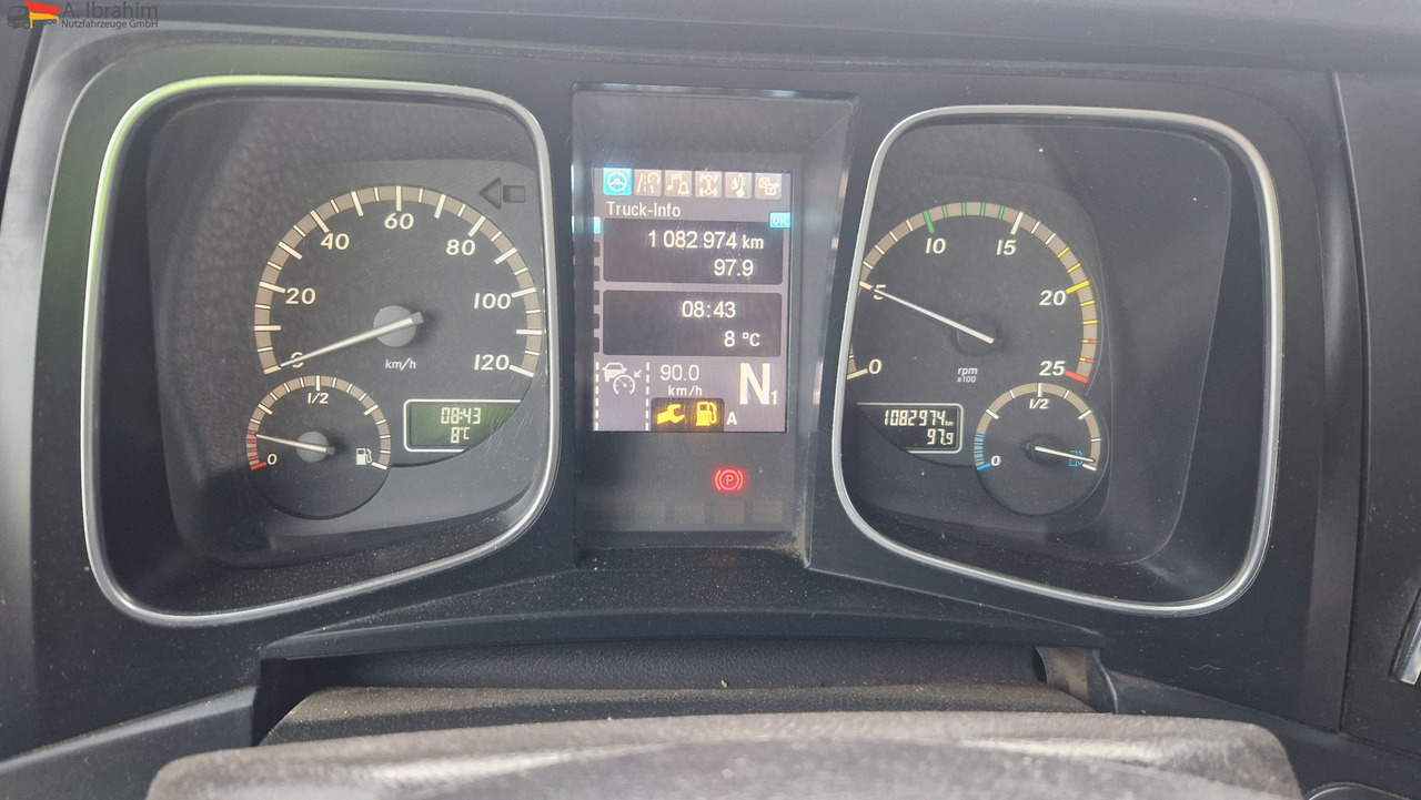 Mercedes-Benz 1843 Kipphydraulik, Standklima - 牵引车:图4 Mercedes-Benz 1843 Kipphydraulik, Standklima - 牵引车:图4