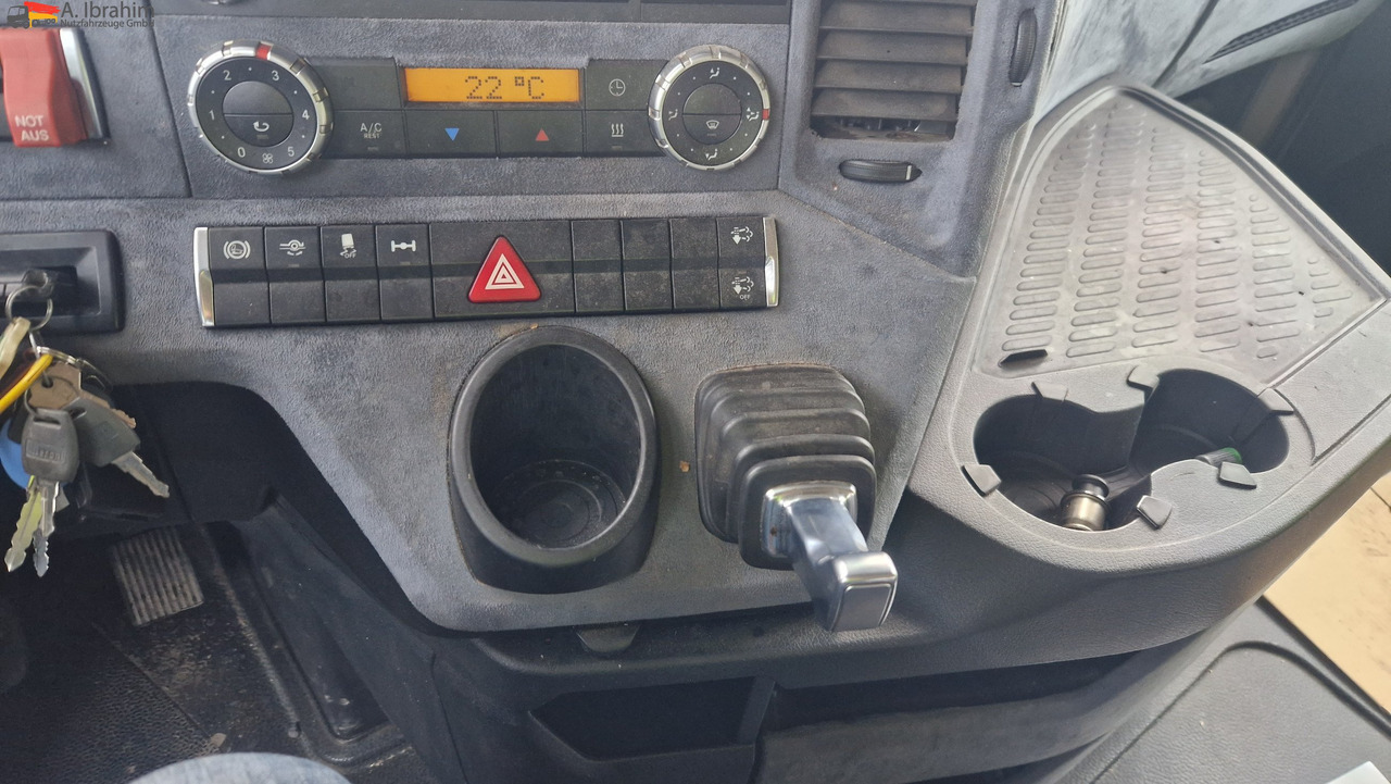 Mercedes-Benz 1845 Kipphydraulik - 牵引车:图4 Mercedes-Benz 1845 Kipphydraulik - 牵引车:图4