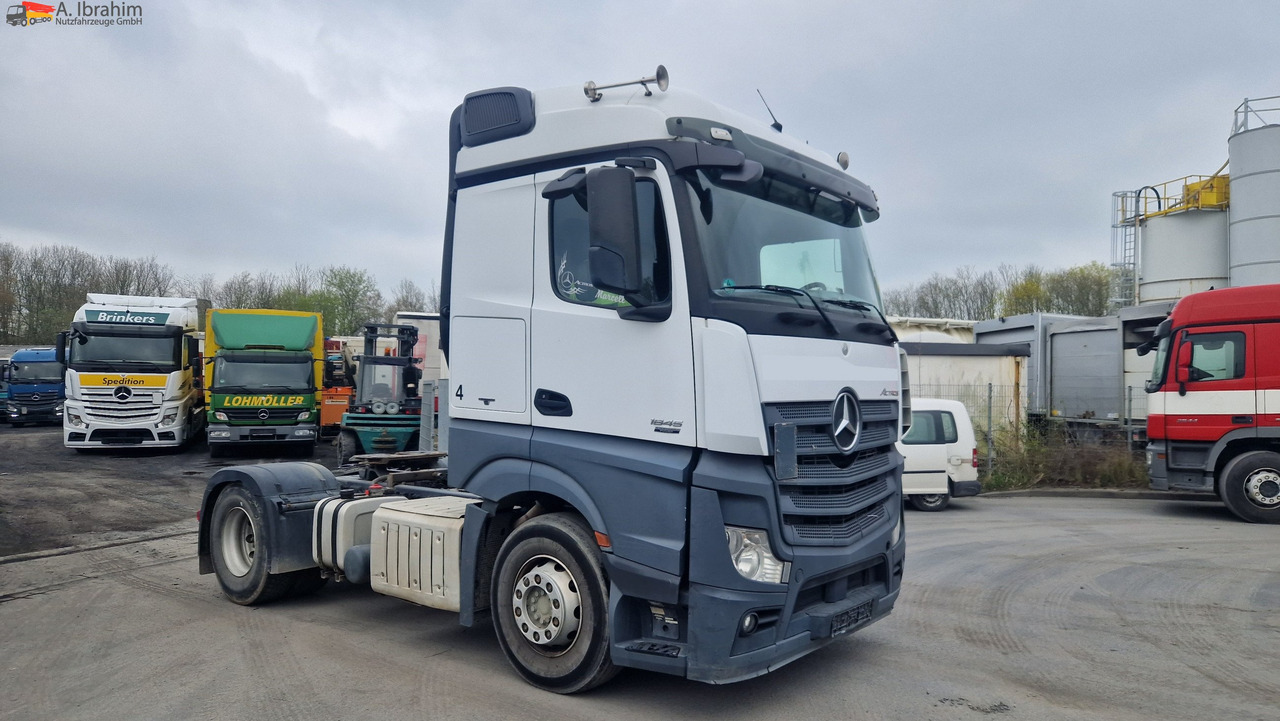 牵引车 Mercedes-Benz 1845 Kipphydraulik:图11 牵引车 Mercedes-Benz 1845 Kipphydraulik:图11