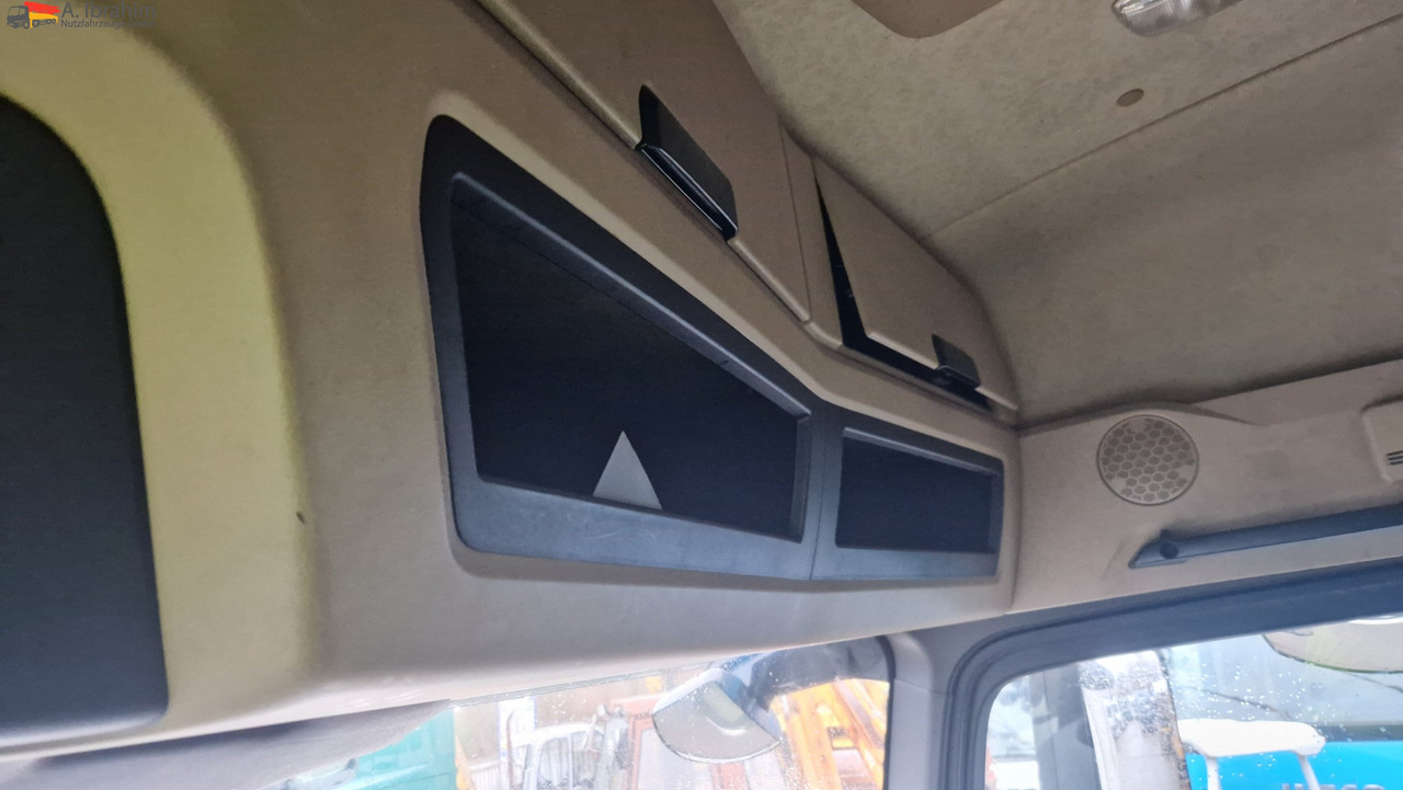 Mercedes-Benz 1845 Retarder Klima, Kühlschrank Edscha, Retarder, LBW, Zustand gut - 侧帘卡车:图5 Mercedes-Benz 1845 Retarder Klima, Kühlschrank Edscha, Retarder, LBW, Zustand gut - 侧帘卡车:图5