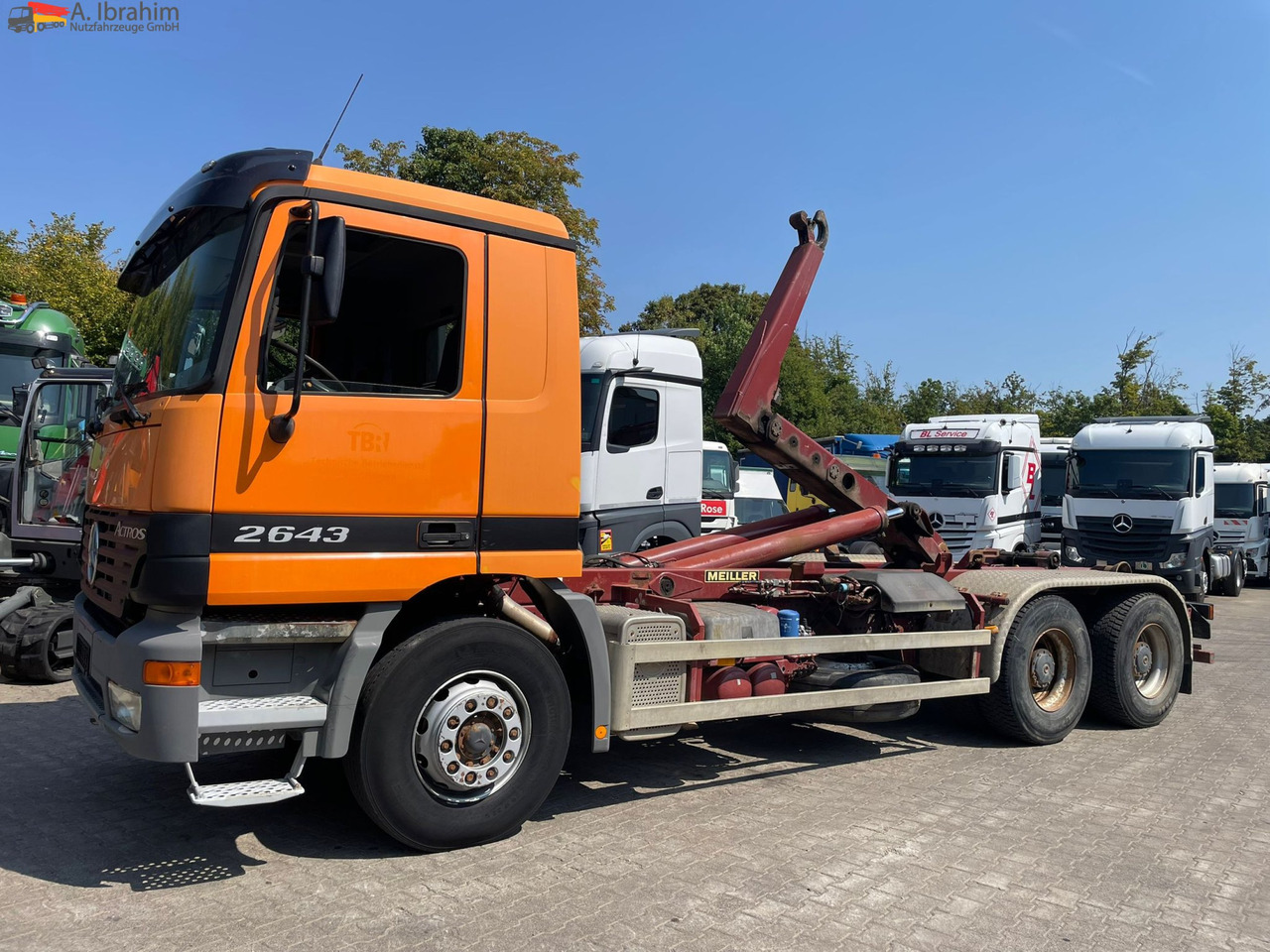 Mercedes-Benz 2643 6x4 | Blatt Luft | Meiller Haken, mp1 - 吊钩升降车:图1 Mercedes-Benz 2643 6x4 | Blatt Luft | Meiller Haken, mp1 - 吊钩升降车:图1
