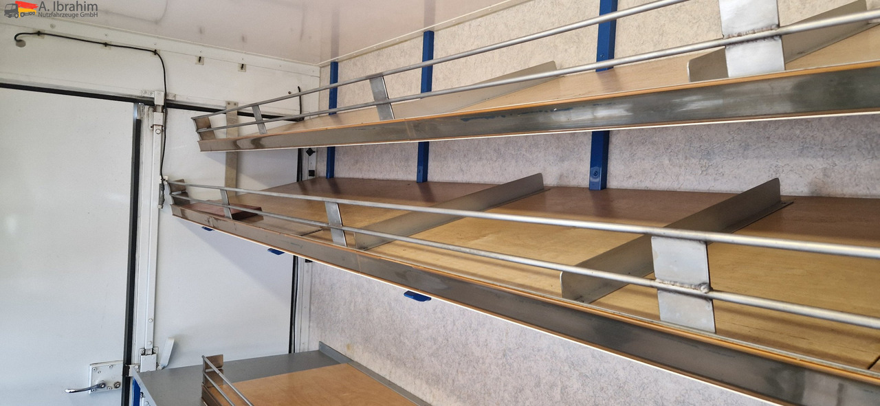 Mercedes-Benz 413 CDI Tiefkühlfächer, autom. Verkaufsklappe Basis ist ok - 冷藏货车:图4 Mercedes-Benz 413 CDI Tiefkühlfächer, autom. Verkaufsklappe Basis ist ok - 冷藏货车:图4