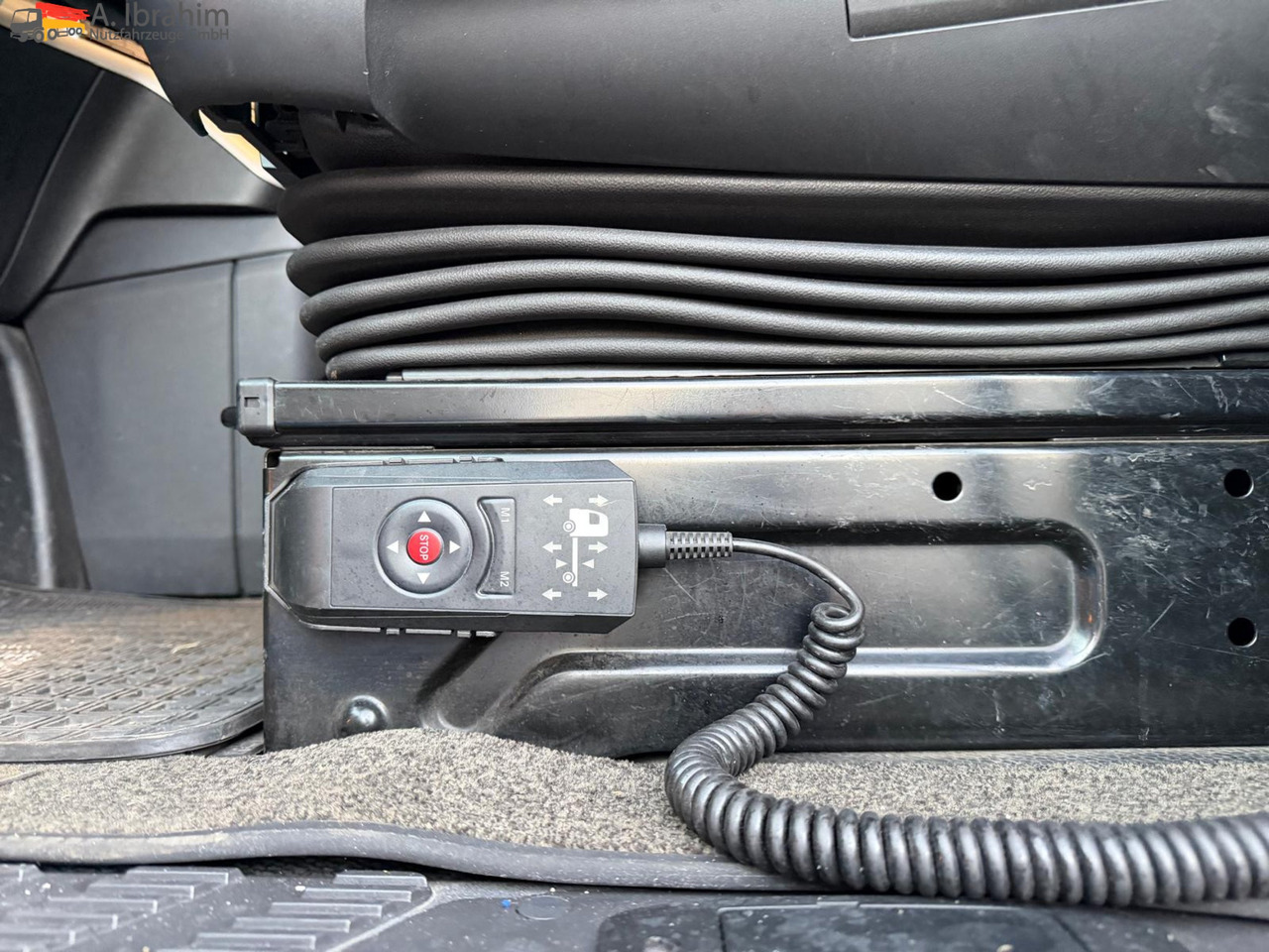 Mercedes-Benz Actros 1845 GigaSpace | Retarder | 4x2 | Luft Luft | LowLiner - 牵引车:图5 Mercedes-Benz Actros 1845 GigaSpace | Retarder | 4x2 | Luft Luft | LowLiner - 牵引车:图5