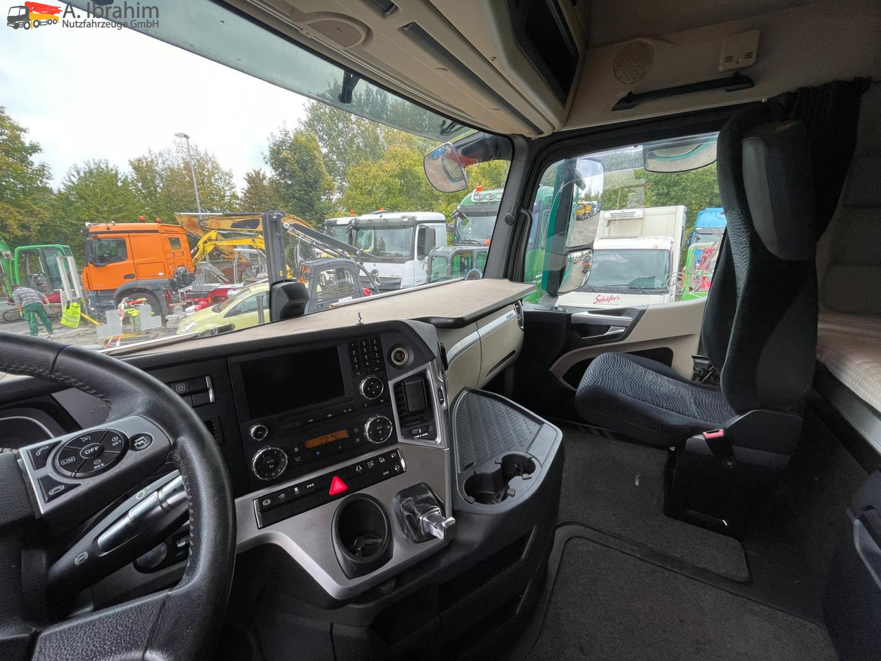 Mercedes-Benz Actros 1845 Kipphydraulik | Megaspace | Retarder | Kühlschrank | Klima - 牵引车:图3 Mercedes-Benz Actros 1845 Kipphydraulik | Megaspace | Retarder | Kühlschrank | Klima - 牵引车:图3