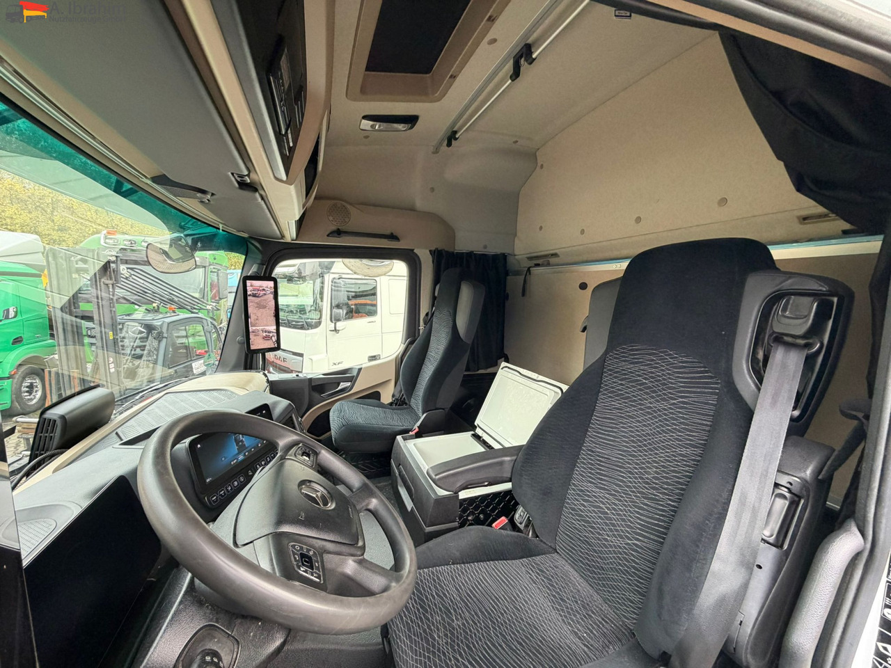 Mercedes-Benz Actros 1846LS Streamspace | Retarder | Euro 6d | Blatt Luft | 3 x vorhanden - 牵引车:图4 Mercedes-Benz Actros 1846LS Streamspace | Retarder | Euro 6d | Blatt Luft | 3 x vorhanden - 牵引车:图4