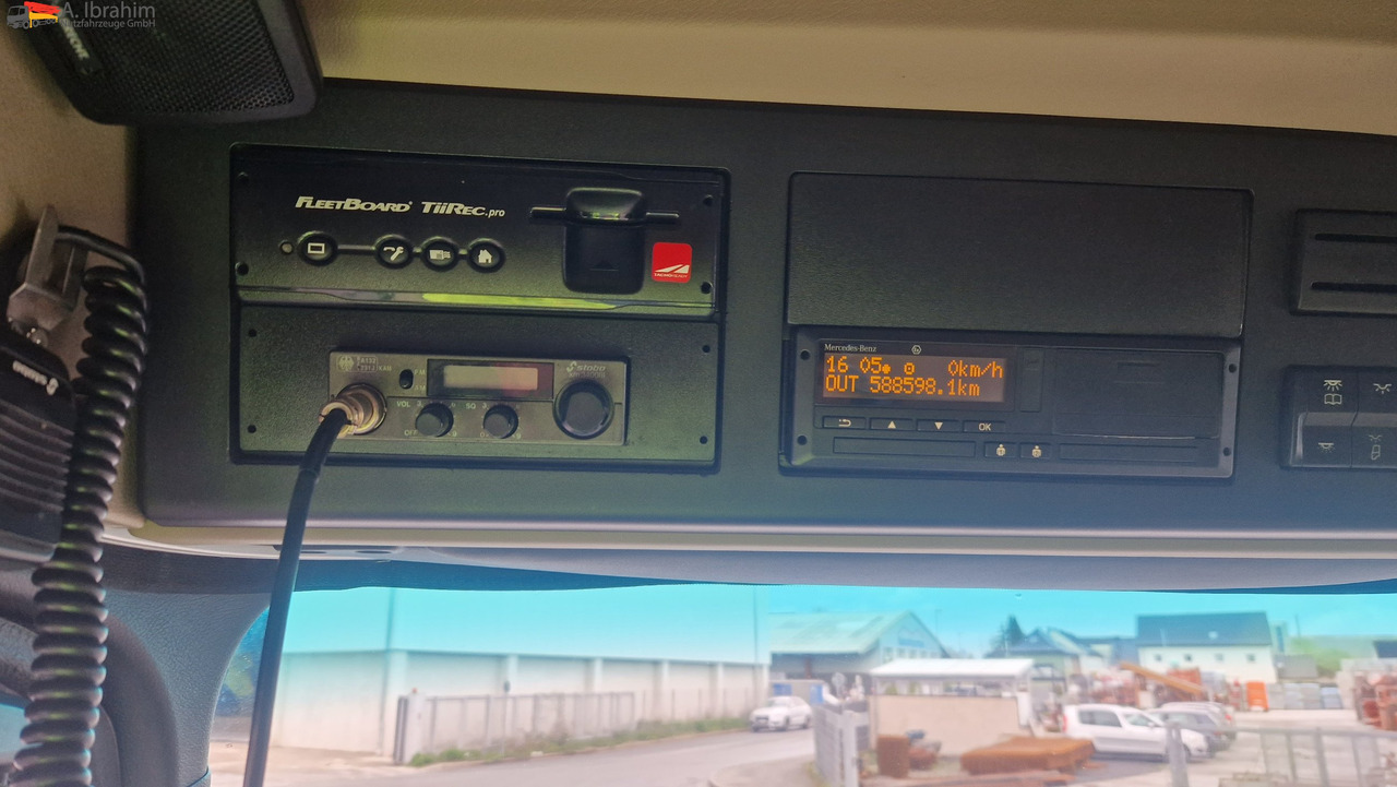 Mercedes-Benz DB 1843 Retarder Kipphydraulik Actros, sehr sauber, Alufelgen - 牵引车:图3 Mercedes-Benz DB 1843 Retarder Kipphydraulik Actros, sehr sauber, Alufelgen - 牵引车:图3