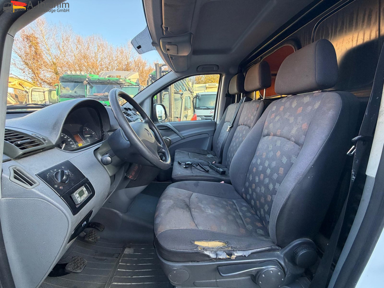 Mercedes-Benz Vito 116 CDI Standheizung | BF 3 | GST Anlage - 自动售货卡车:图2 Mercedes-Benz Vito 116 CDI Standheizung | BF 3 | GST Anlage - 自动售货卡车:图2