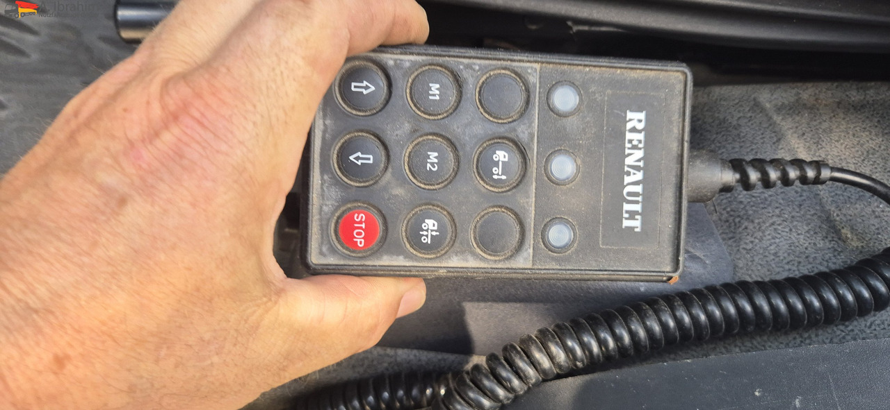 Renault Midlum 180 DCI Werkstattkoffer mit Treppe - 厢式货车:图2 Renault Midlum 180 DCI Werkstattkoffer mit Treppe - 厢式货车:图2
