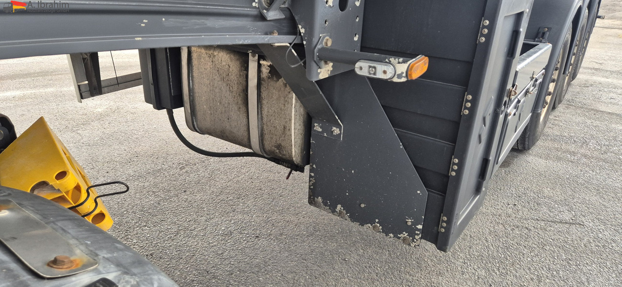 SPITZER SKL2745CAL leichter Anfahrschaden elektr. Pumpe - 筒仓拖车:图3 SPITZER SKL2745CAL leichter Anfahrschaden elektr. Pumpe - 筒仓拖车:图3