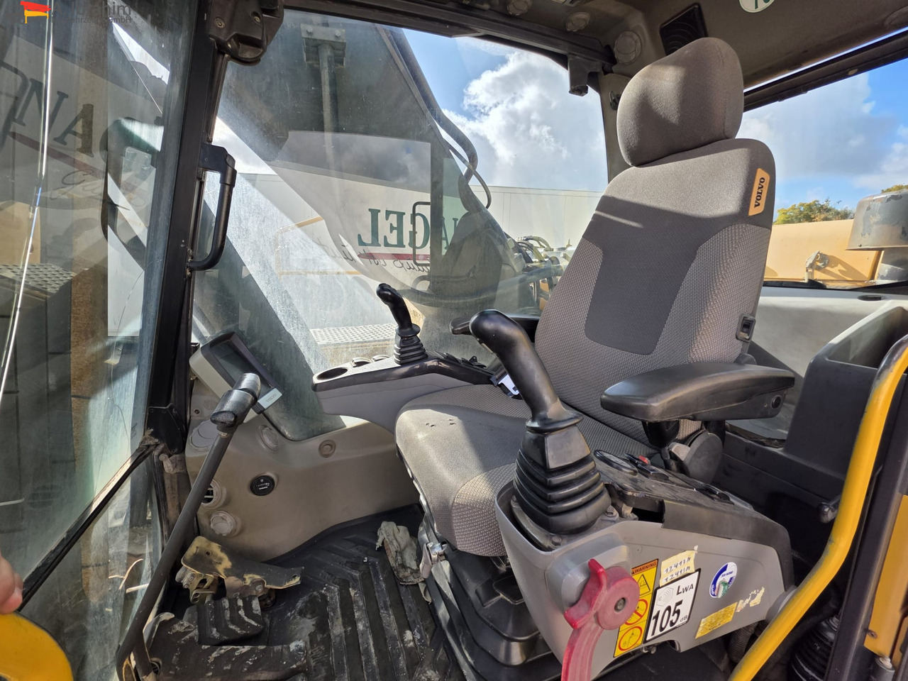Volvo EC360C Schnellwechsler | Hammerhydraulik | Klima | 40t | 12305 St. - 履带式挖掘机:图3 Volvo EC360C Schnellwechsler | Hammerhydraulik | Klima | 40t | 12305 St. - 履带式挖掘机:图3