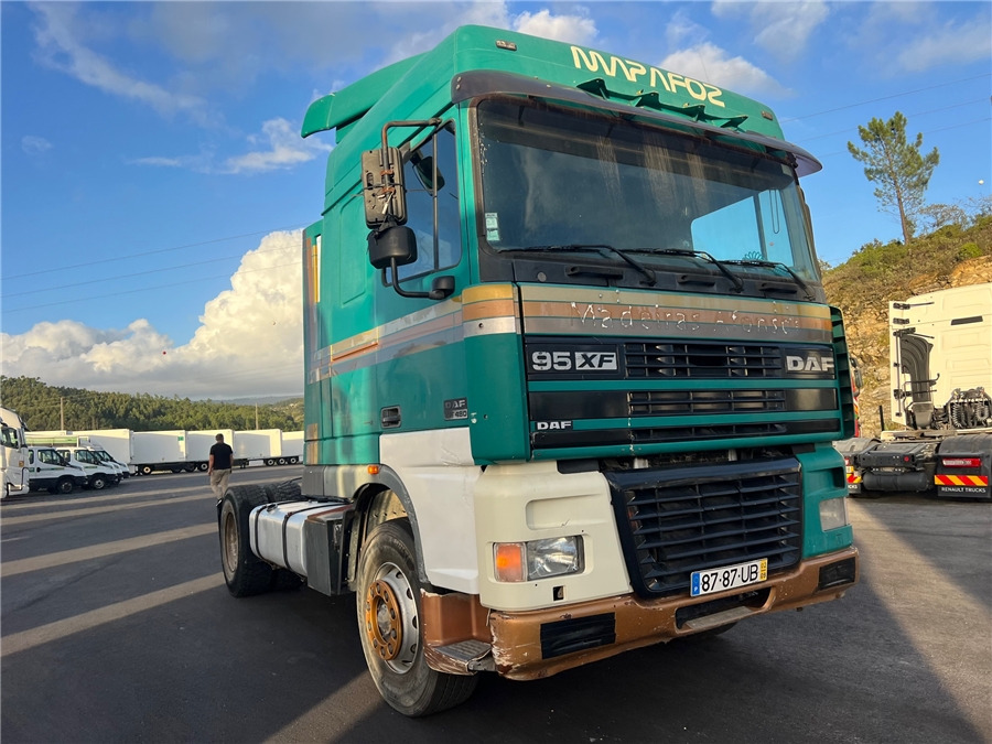 DAF XF95/480 Manual gear - 牵引车:图3 DAF XF95/480 Manual gear - 牵引车:图3